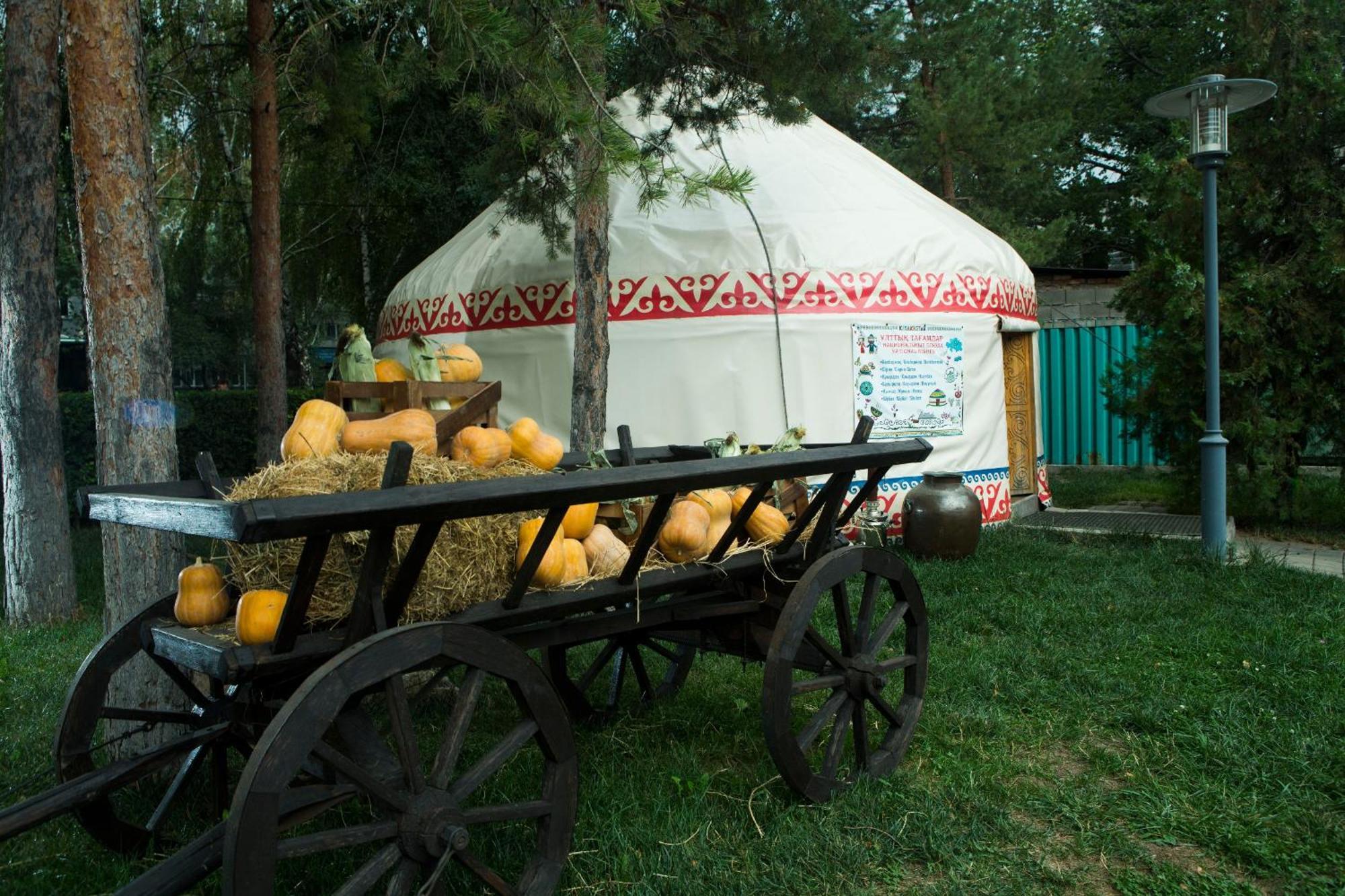 Saraishyq Hotel Almaty Exteriér fotografie